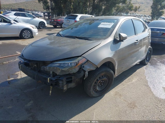 2018 Toyota Corolla Le მანქანა იყიდება აუქციონზე, vin: 2T1BURHE5JC987820, აუქციონის ნომერი: 44693083