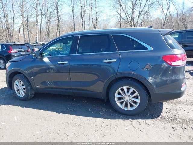 Продаж на аукціоні авто 2017 Kia Sorento 2.4l Lx, vin: 5XYPGDA33HG259890, номер лоту: 44693090