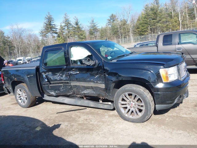 2011 Gmc Sierra 1500 Denali მანქანა იყიდება აუქციონზე, vin: 3GTP2XE24BG354193, აუქციონის ნომერი: 44693109