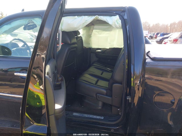 2011 Gmc Sierra 1500 Denali მანქანა იყიდება აუქციონზე, vin: 3GTP2XE24BG354193, აუქციონის ნომერი: 44693109