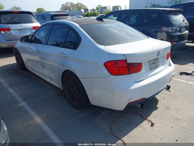 2013 BMW 335I WBA3A9G55DNP38205 Photo 2