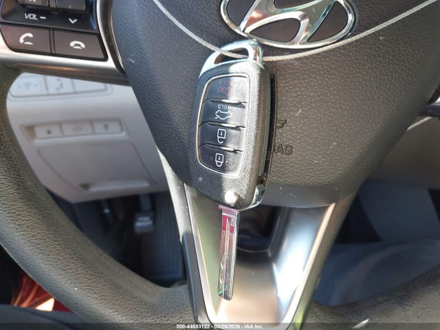 5NPE24AFXJH598645 Hyundai SONATA SE