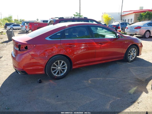 5NPE24AFXJH598645 Hyundai SONATA SE