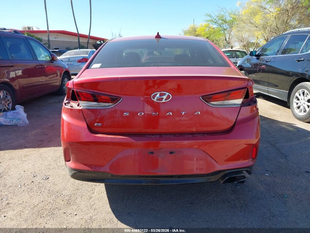 5NPE24AFXJH598645 Hyundai SONATA SE