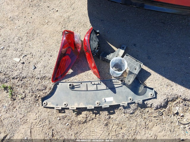5NPE24AFXJH598645 Hyundai SONATA SE
