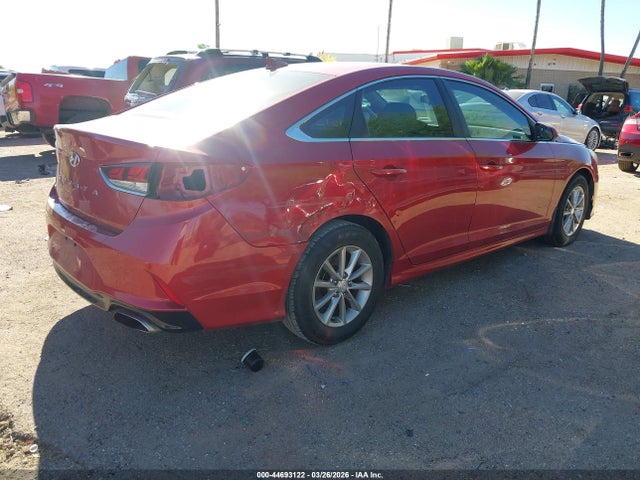 5NPE24AFXJH598645 Hyundai SONATA SE
