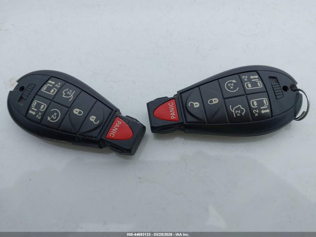 2014 CHRYSLER TOWN & COUNTRY 2C4RC1CG8ER273326 Photo 10