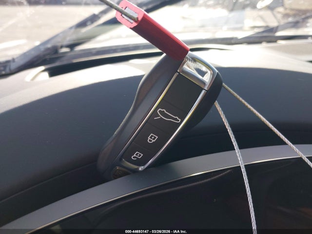 Продаж на аукціоні авто 2025 Porsche Panamera 4, vin: WP0AA2YA3SL012543, номер лоту: 44693147