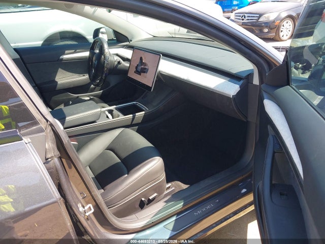 44693213 :رقم المزاد ، 5YJ3E1EC6PF622329 vin ، 2023 Tesla Model 3 Performance Dual Motor All-wheel Drive مزاد بيع