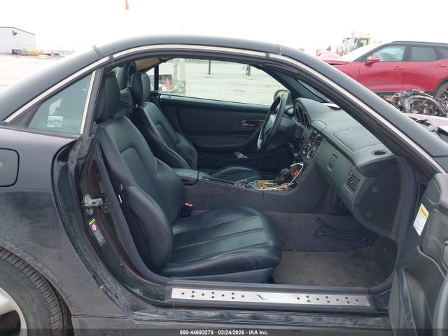 Aukcja sprzedaży 2001 Mercedes-benz Slk 320, vin: WDBKK65FX1F184251, numer aukcji: 44693278