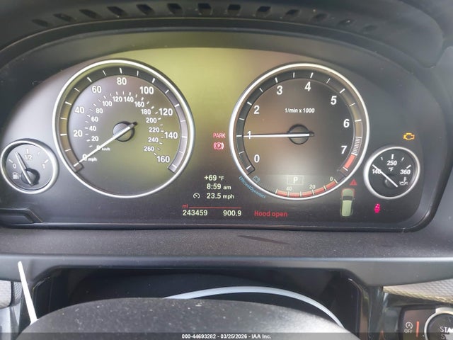 2014 BMW X5 5UXKR2C5XE0C00779 Photo 6