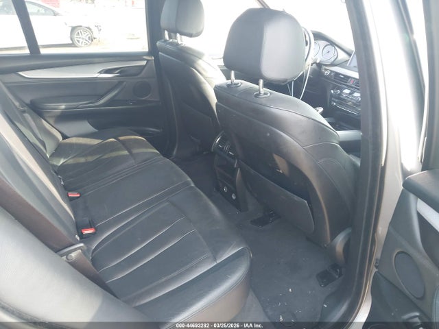 2014 BMW X5 5UXKR2C5XE0C00779 Photo 7