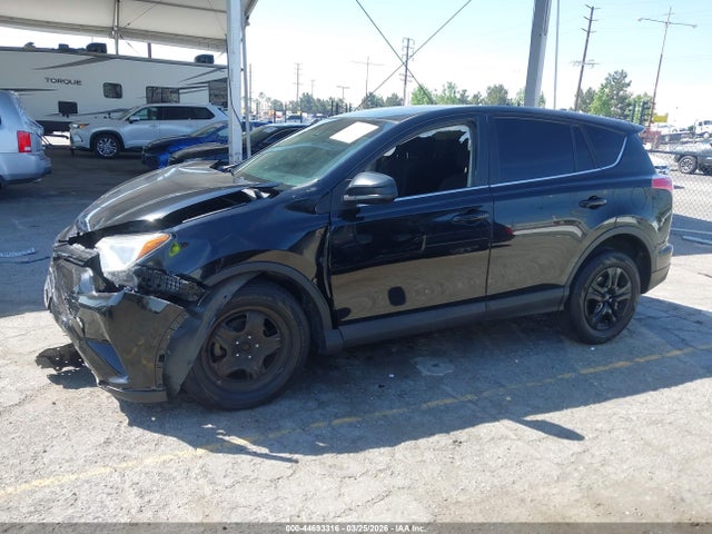 Toyota RAV4 LE 2018 2T3ZFREV5JW442980 Image 14