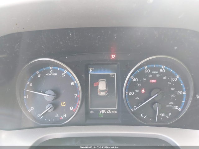 Toyota RAV4 LE 2018 2T3ZFREV5JW442980 Image 7