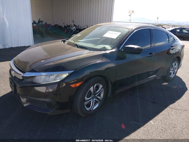Honda Civic Lx 2018 2HGFC2F59JH537030 Image 2