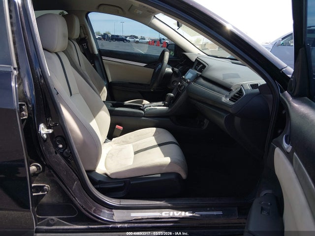 Honda Civic Lx 2018 2HGFC2F59JH537030 Image 5