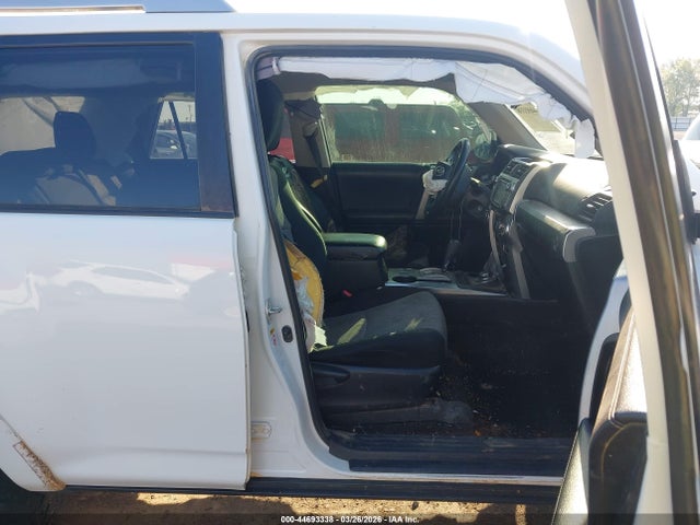 2018 TOYOTA 4RUNNER JTEBU5JR0J5560771 Photo 4