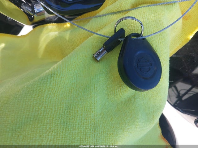 2016 HARLEY-DAVIDSON FLTRXS 1HD1KTM15GB670434 Photo 10