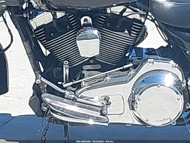 2016 HARLEY-DAVIDSON FLTRXS 1HD1KTM15GB670434 Photo 8