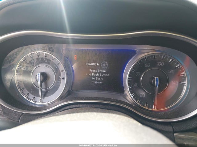 Auction sale of the 2018 Chrysler 300 Touring L, vin: 2C3CCAAG5JH275015, lot number: 44693378