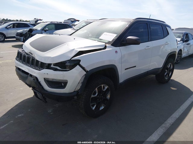 2018 Jeep Compass Trailhawk 4x4 მანქანა იყიდება აუქციონზე, vin: 3C4NJDDB6JT137907, აუქციონის ნომერი: 44693409