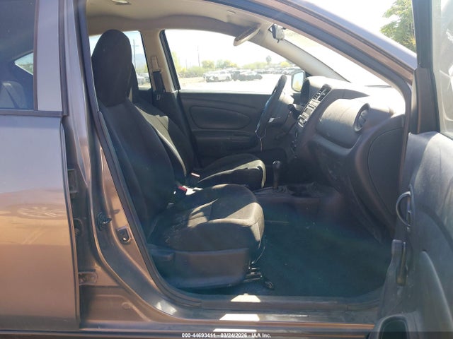 3N1CN7AP9GL909888 Nissan Versa 1.6 S+