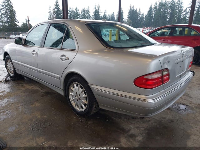 2001 Mercedes-benz E 320 მანქანა იყიდება აუქციონზე, vin: WDBJF65J91B302382, აუქციონის ნომერი: 44693418