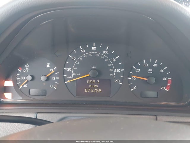 2001 Mercedes-benz E 320 მანქანა იყიდება აუქციონზე, vin: WDBJF65J91B302382, აუქციონის ნომერი: 44693418