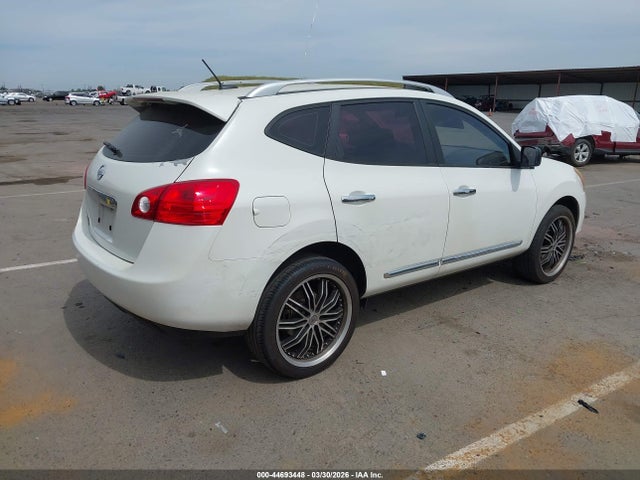 JN8AS5MT9FW150991 Nissan Rogue Select S