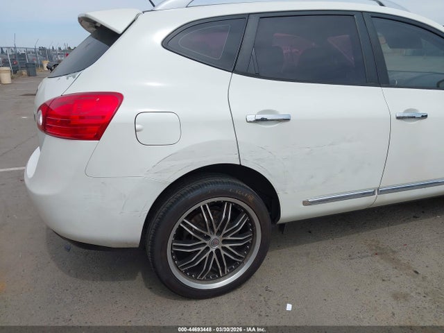 JN8AS5MT9FW150991 Nissan Rogue Select S