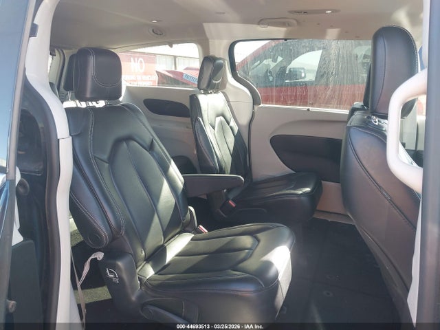 Aukcja sprzedaży 2023 Chrysler Pacifica Touring L, vin: 2C4RC1BG9PR593890, numer aukcji: 44693513