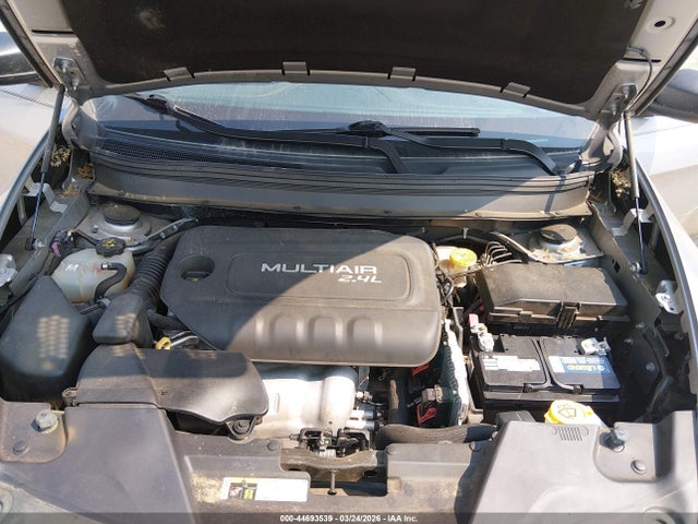1C4PJLAB3HW549147 Jeep Cherokee Altitude Fwd