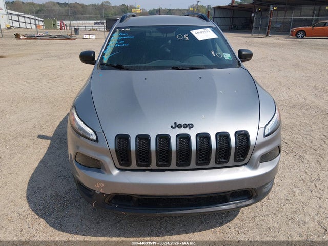1C4PJLAB3HW549147 Jeep Cherokee Altitude Fwd