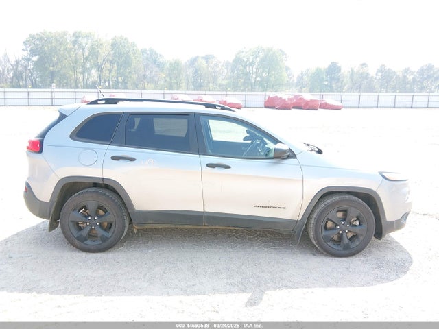 1C4PJLAB3HW549147 Jeep Cherokee Altitude Fwd