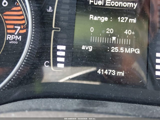 1C4PJLAB3HW549147 Jeep Cherokee Altitude Fwd