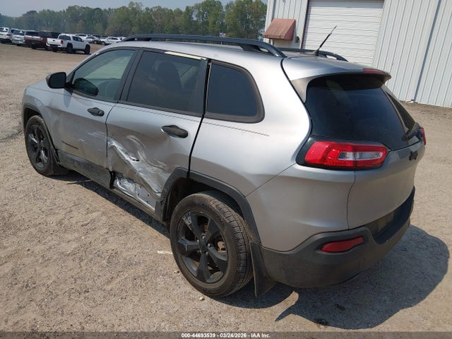1C4PJLAB3HW549147 Jeep Cherokee Altitude Fwd