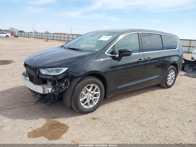 Продаж на аукціоні авто 2025 Chrysler Pacifica Select, vin: 2C4RC1BG1SR577093, номер лоту: 44693609