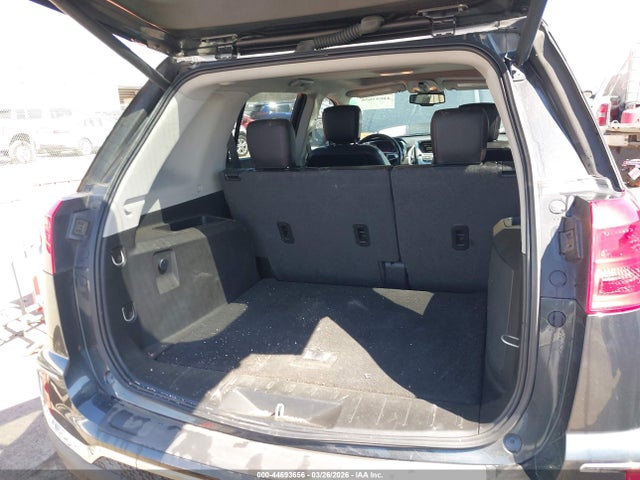 Auction sale of the 2017 Gmc Terrain Slt, vin: 2GKFLPE38H6136199, lot number: 44693656