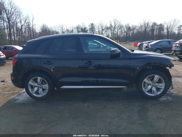 44693701 :رقم المزاد ، WA1ANAFY2J2026558 vin ، 2018 Audi Q5 مزاد بيع