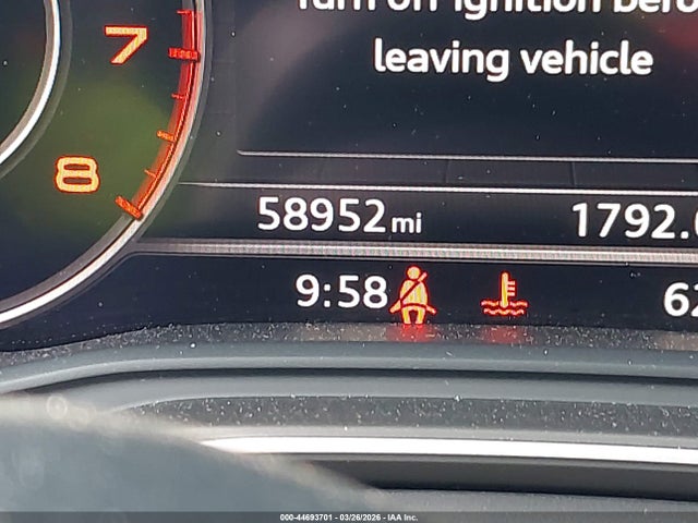 44693701 :رقم المزاد ، WA1ANAFY2J2026558 vin ، 2018 Audi Q5 مزاد بيع