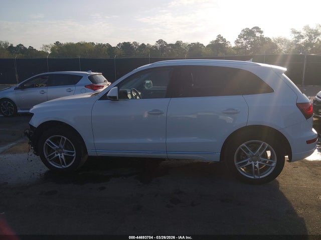 Продаж на аукціоні авто 2017 Audi Q5 2.0t Premium, vin: WA1L2AFPXHA029281, номер лоту: 44693704