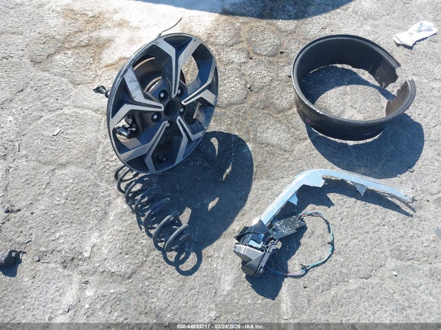 3KPF24ADXKE115003 KIA Forte Lxs
