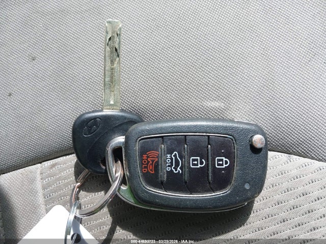 44693723 :رقم المزاد ، 5NPE24AF0KH795003 vin ، 2019 Hyundai Sonata Se مزاد بيع