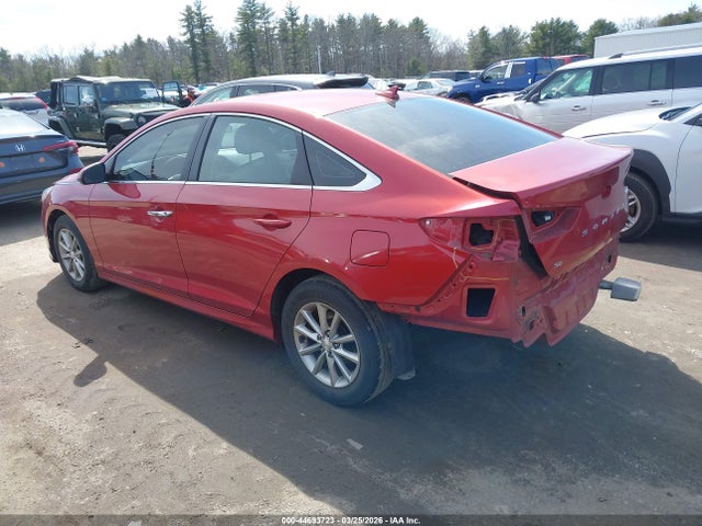 44693723 :رقم المزاد ، 5NPE24AF0KH795003 vin ، 2019 Hyundai Sonata Se مزاد بيع