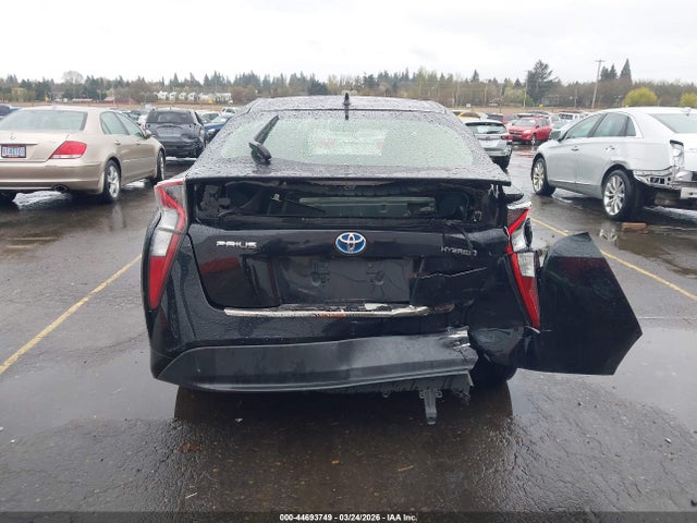 Toyota Prius Three 2016 JTDKARFU3G3000247 Image 16