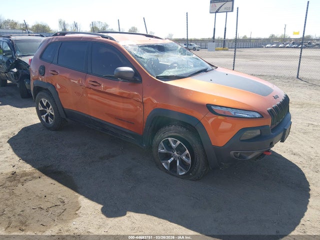 Продажа на аукционе авто 2016 Jeep Cherokee Trailhawk, vin: 1C4PJMBS6GW286980, номер лота: 44693751