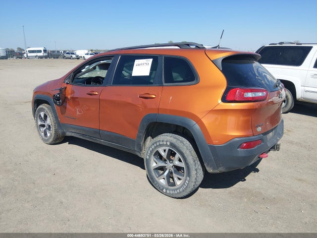 Продажа на аукционе авто 2016 Jeep Cherokee Trailhawk, vin: 1C4PJMBS6GW286980, номер лота: 44693751