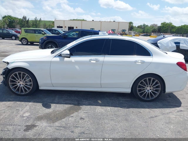 44693767 :رقم المزاد ، 55SWF4JBXHU186495 vin ، 2017 Mercedes-benz C 300 Sport مزاد بيع