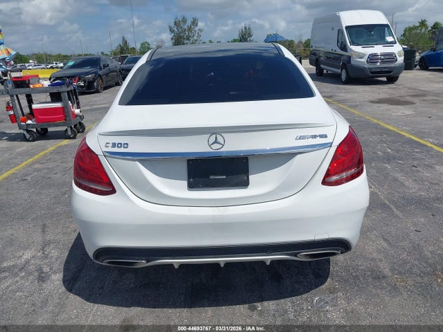 44693767 :رقم المزاد ، 55SWF4JBXHU186495 vin ، 2017 Mercedes-benz C 300 Sport مزاد بيع
