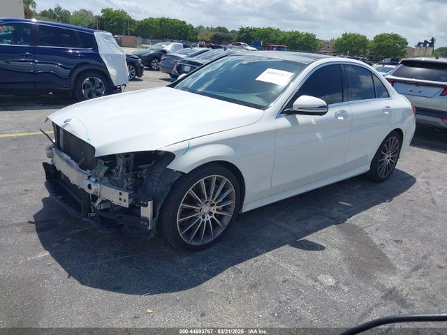 44693767 :رقم المزاد ، 55SWF4JBXHU186495 vin ، 2017 Mercedes-benz C 300 Sport مزاد بيع